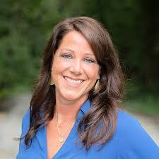 Mary Millman's Instagram, Twitter & Facebook