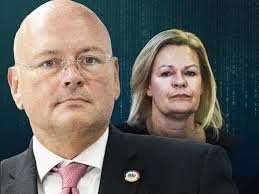 Geschasster BSI-Chef: Die Causa Schönbohm könnte Ministerin Faeser bald  einholen