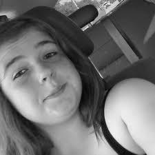 Erin Declue's Instagram, Twitter & Facebook