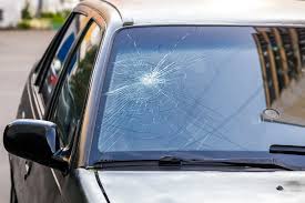 Is Driving with a Cracked Windshield Illegal in Arizona?