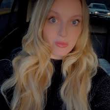 Optical illusion image of a person with small legs