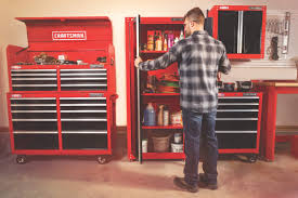90% of our cabinets are made in the u.s.a. Stanley Black Decker S Purchase Of Craftsman From Sears May Have No True Winners The Motley Fool
