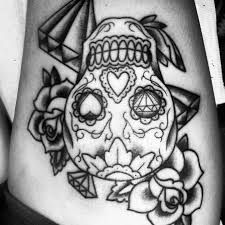 Black And White Sugar Skull Thigh Tattoo Pin By Monica Prince On Tattoo Inspo Skull Thigh Tattoos Tattoos Thigh Tattoo