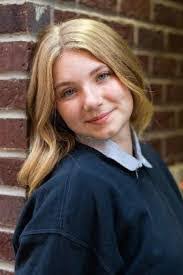 Alice Untalan's Instagram, Twitter & Facebook