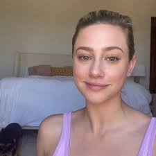 Matte black pedicure with a delicate glossy black tip, paired with elegant  anklets. 🖤✨ #pedicure #mattenails #blacknails #anklets