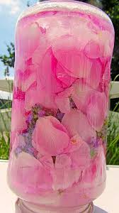 Eukas Rosen Lavendellikor Ein Schmackhaftes Rezept Mit Bild Aus Der Kategorie Likor 1 Bewertung O 3 3 Tags Getra Rosensirup Likor Selbstgemacht Getranke