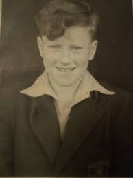 Memories of Jim Ritchie and Ronnie Greer by the QE2