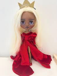 Dark skin blythe