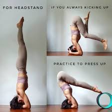 La Imagen Puede Contener Una O Varias Personas Calzado Y Texto Yoga Today Yoga Fitness Yoga For Beginners