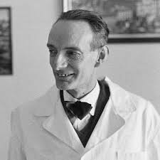Daniel Bovet was born #OnThisDay in 1907. He won the 1957 Nobel Prize in  Physiology or Medicine for discovering drugs that block the actions of  specific neurotransmitters.