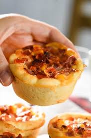Pizza Muffins Rezept Von Backen De Rezept Lebensmittel Essen Pizza Muffins Rezept Pizza Muffins