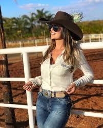 Estilo Country – 26 Looks Incríveis para você arrasar -