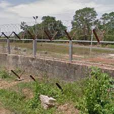 Immigration control at thai side of the border. Malaysia Thailand Wall In Padang Besar Thailand Google Maps
