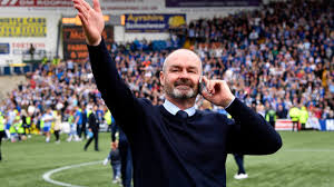 He was the principal songwriter and lead guitarist for the english hard rock band def leppard until 1991. Skysports Steve Clarke Kilmarnock 4673725 Kotasport