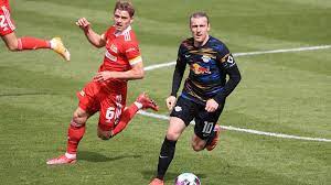 Leipzig siegt in der nachspielzeit mit 2:1 gegen union berlin, zieht nach einer rassigen partie ins pokalfinale ein. Dfb Pokal Rb Leipzig Gegen Union Berlin Kampfspiel Auf Allen Ebenen Mdr De
