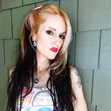 Laurie Starr Huffman (@LaurieStarr13)