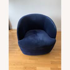 Cb2 Gwyneth Navy Velvet Chair Aptdeco