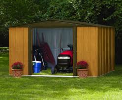 Grâce à sa surface utile de 10,76 m², cet abri vous offrira la possibilité de ranger de nombreux éléments comme des vélos, une tondeuse, un barbecue ou des outils. Arrow Abris De Jardin Direct Usa