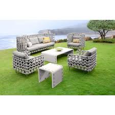 Gartenmobel Loungegruppe Cabaret Von Kenneth Cobonpue Aussenmobel Gartenmobel Design Modernes Mobeldesign