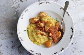 Kaninchenfilet All Arrabbiata Mit Polenta Migros Impuls Rezept Polenta Lebensmittel Essen Gesunde Rezepte