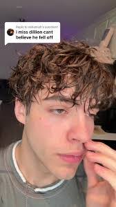 Dillon Mosier's Instagram, Twitter & Facebook