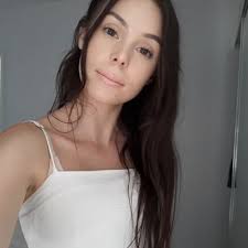 Renee Bowker (@reneeeab)