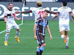 O corinthians não conseguiu se impor neste domingo e perdeu para o flamengo por 5 a 1, na neo química arena, em duelo válido pela 17ª rodada do campeonato brasileiro. Flamengo Vence Por 5 A 1 E Impoe Pior Derrota Do Corinthians Na Arena 18 10 2020 Uol Esporte