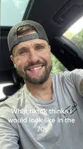 Brandi Higdon's Instagram, Twitter & Facebook