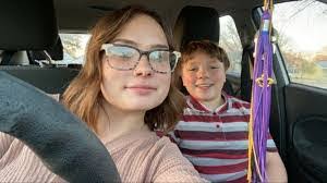 Chandra Gross's Instagram, Twitter & Facebook