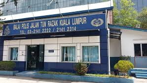 Balai polis has a rating of 4.4 on the play store, with 147 votes. Balai Polis Jalan Tun Razak