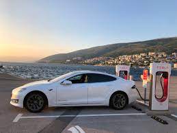 Electric cars, giant batteries and solar www.tesla.com. Tesla On Twitter 6 000 Superchargers Across Europe At 600 Locations And Counting By Epavlic Minimalduck Better E