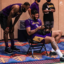 Sw018627 us $182.49 us $79.90. What Pros Wear Lebron James And Nike Tease The Lebron 18 Shoes What Pros Wear