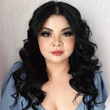 Kimberly Aiello's Instagram, Twitter & Facebook