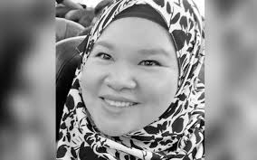 Misteri kehilangan ketua jururawat hospital serdang, siti kharina mohd kamarudin yang dilaporkan hilang pada rabu lalu mengejutkan semua pihak. Jururawat Siti Kharina Suspek Sewa Kondominium Bersama Codeblue
