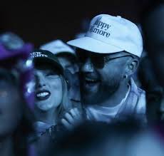 Taylor and Travis have arrived at Coachella, spotted watching Bleachers  (Jack Anthoff) : r/SwiftlyNeutral