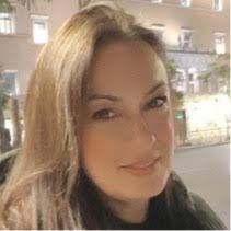 I am incredibly grateful for my time at Stockholm School of Economics 🇸🇪  I got to know great people that became friends pretty quickly and, despite  the short stay, gained many insights