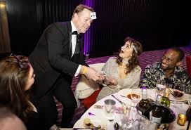 Magician Birmingham | Roger Lapin, Birmingham Magician for Corporate Event  | Top Birmingham Magician