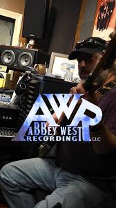 aL Bakwurdz, of @gryskllthecrew, in the lab here at AWR with the legendary  Jerry Spikula laying down a bass line for his latest production. With  @bigwigltd