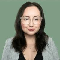 Cassandra Main's Instagram, Twitter & Facebook