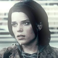 Gale Weathers and Dewey Riley First Kiss