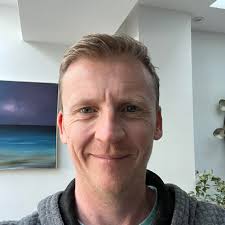 What a great exhibition this has been @thevannergallery and it's not over  yet! Last day this Saturday 24th May.👀 Also as part Contemporary Cornwall  Painting I'm excited to be heading back to