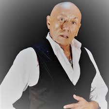 Victor Rey Cantante Actor Production Integral