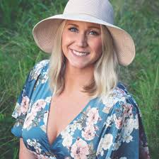 Ginnie at Uptown Hair Design