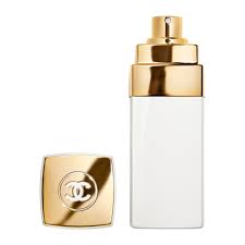Her early years were anything but glamorous. Coco Mademoiselle Nachfullbarer Eau De Toilette Zerstauber Chanel