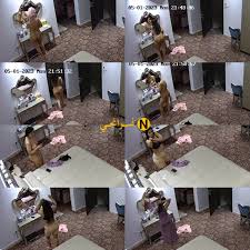 زوجة كويتية ملهاش وصف يوصفها خليط من جمال على جسم ناري حراري مش ممكن تتصور  من جوزها ديوث بكاميرا مراقبة بيت واضعها فغرفة نوم