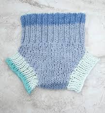 These chunky knit sweater patterns below are great because in a matter of a day or two, you can have your favorite new cardi or pullover warming your shoulders! Dabbles Babbles Everyday Creative Adventures