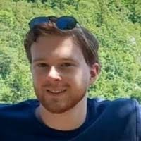 100+ ملفًا شخصيًا يحتوي على “Iain”