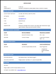Contohnya pada saat meresume buku atau sebuah karanga, resume bisa menjelaskan isi dari pikiran seseorang pengarang dengan lebih ringkas. Pin On Resume