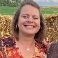 Janelle Gerlach's Instagram, Twitter & Facebook