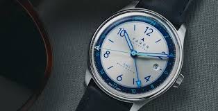 Its aesthetics is generally simple and vintage. 40 Best Microbrands 2020 Complete Guide Teddy Baldassarre